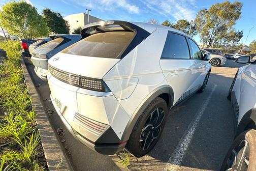 2024 Hyundai IONIQ 5 Limited