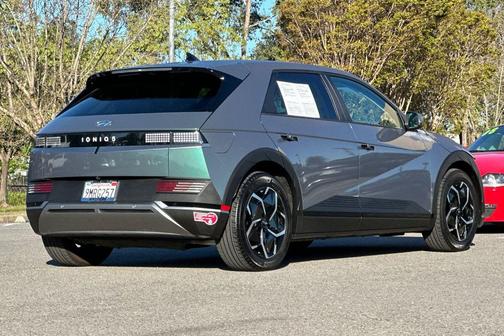 Digital Teal 2024 Hyundai IONIQ 5 SEL