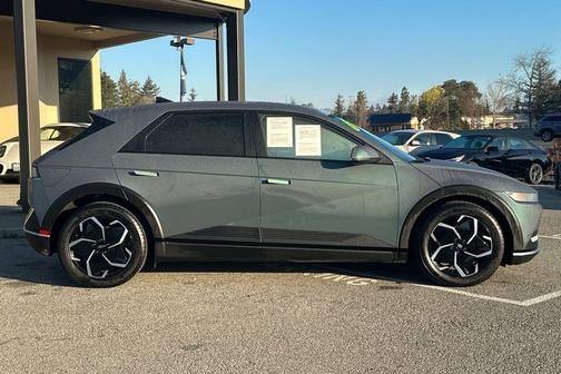 2024 Hyundai IONIQ 5 SEL