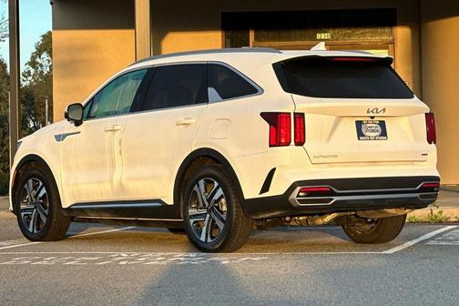 2024 Kia Sorento Plug-In Hybrid SX Prestige