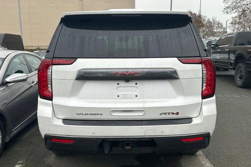2022 GMC Yukon 4WD AT4