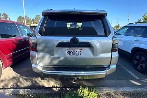 Classic Silver Metallic 2021 Toyota 4Runner TRD Off Road Premium