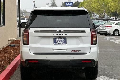 2022 Chevrolet Tahoe 4WD RST