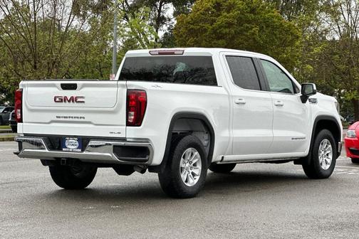 2023 GMC Sierra 1500 SLE