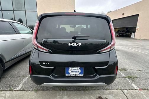 2024 Kia Soul LX