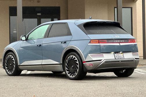 2024 Hyundai IONIQ 5 Limited