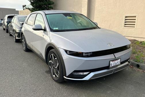 2024 Hyundai IONIQ 5 SEL