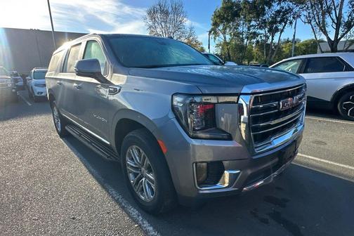 2022 GMC Yukon XL SLT