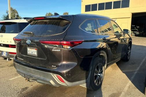 2020 Toyota Highlander Hybrid XLE