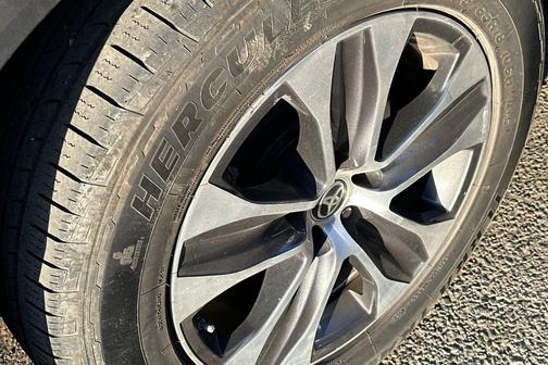 2020 Toyota Highlander Hybrid XLE