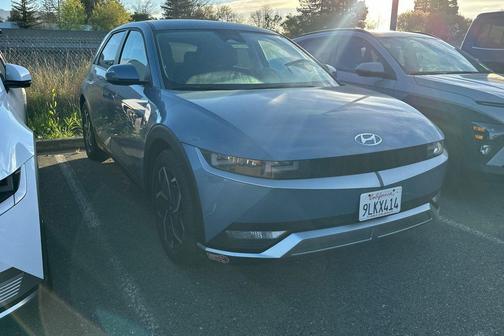 2024 Hyundai IONIQ 5 SEL