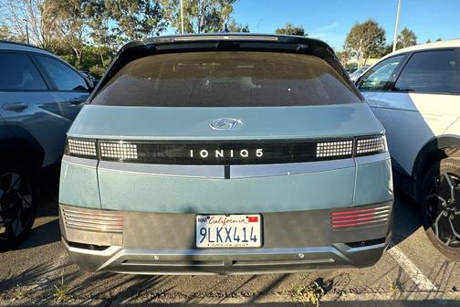 2024 Hyundai IONIQ 5 SEL