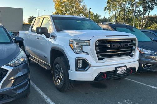 2021 GMC Sierra 1500 AT4