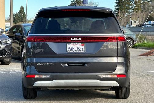 2022 Kia Carnival LXS