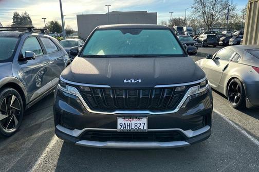 2022 Kia Carnival LXS