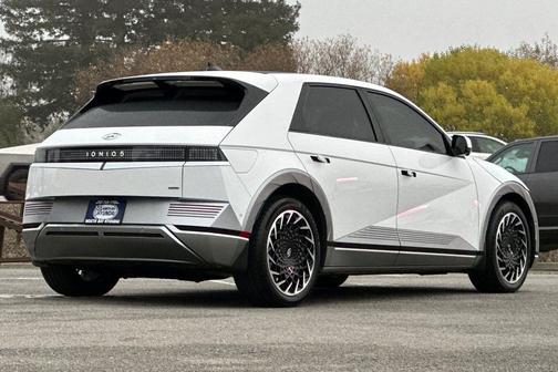 2024 Hyundai IONIQ 5 Limited