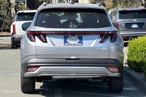 Shimmering Silver 2026 Hyundai TUCSON Plug-In Hybrid Limited