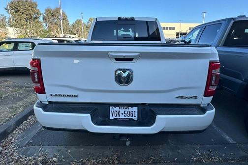 Bright White Clearcoat 2020 RAM 3500 Laramie Crew Cab 4x4 6'4' Box