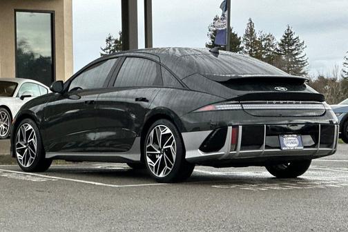 2024 Hyundai IONIQ 6 SEL