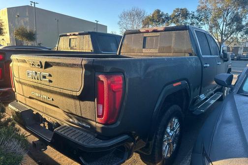 2021 GMC Sierra 2500 Denali