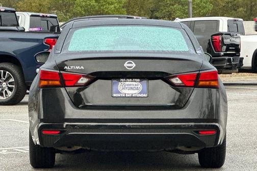 2021 Nissan Altima S FWD