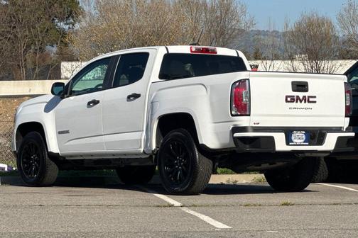2022 GMC Canyon Elevation Standard