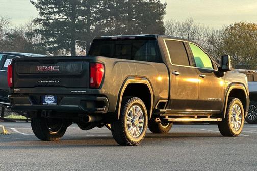 2022 GMC Sierra 2500 Denali