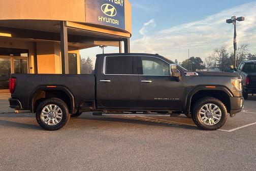 2022 GMC Sierra 2500 Denali