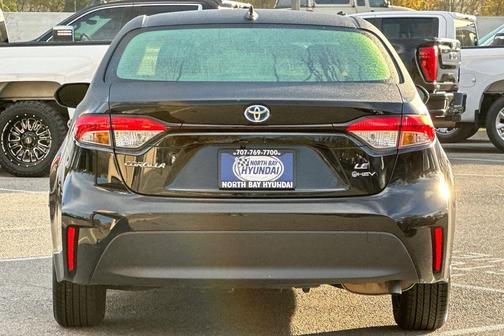 2025 Toyota Corolla Hybrid LE