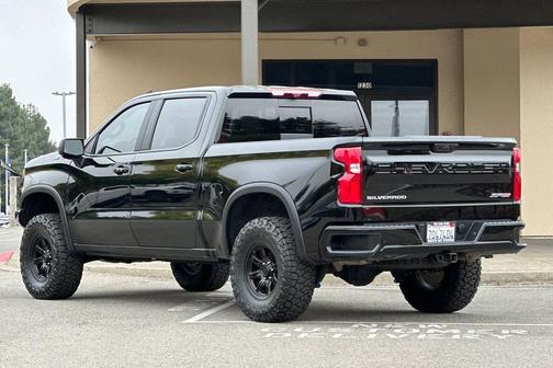 2024 Chevrolet Silverado 1500 ZR2