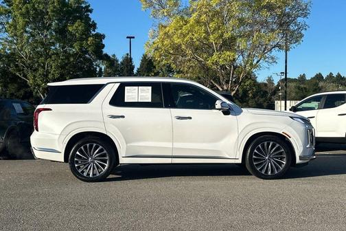 Hyper White 2023 Hyundai PALISADE Calligraphy