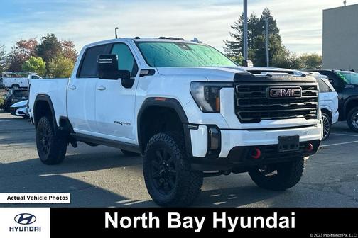 2024 GMC Sierra 2500 AT4