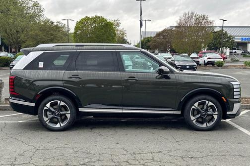 Titan Green 2026 Hyundai Palisade Hybrid Limited