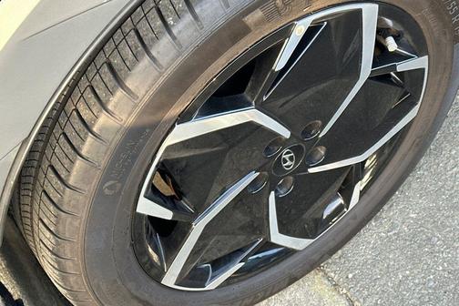 Digital Teal 2024 Hyundai IONIQ 5 Limited