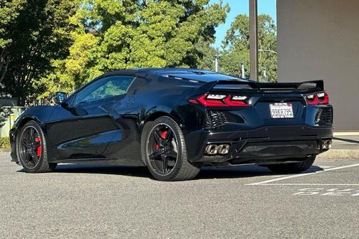 2023 Chevrolet Corvette Stingray w/2LT
