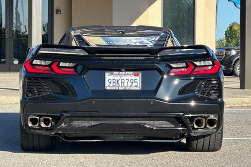 2023 Chevrolet Corvette Stingray w/2LT
