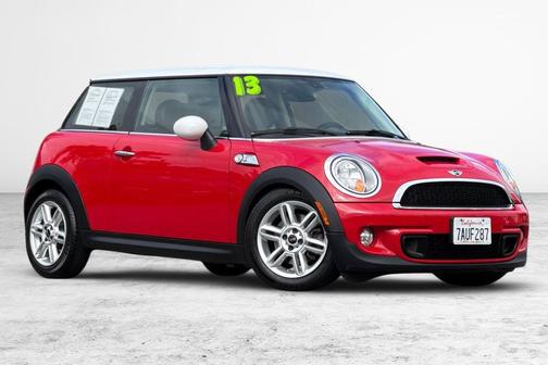 Chili Red 2013 MINI Hardtop Cooper S