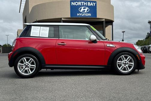 Chili Red 2013 MINI Hardtop Cooper S