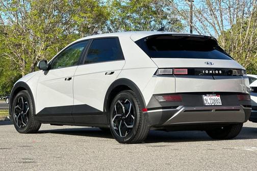 Cyber Gray 2024 Hyundai IONIQ 5 SEL