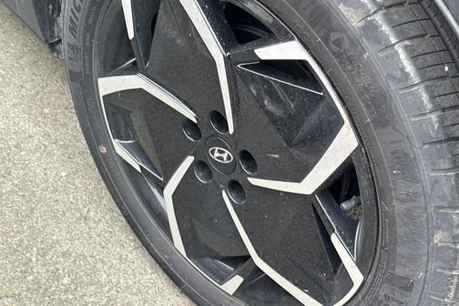 Cyber Gray 2024 Hyundai IONIQ 5 SEL