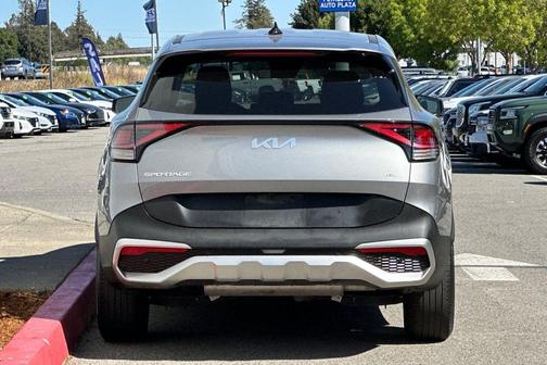 2023 Kia Sportage Hybrid LX