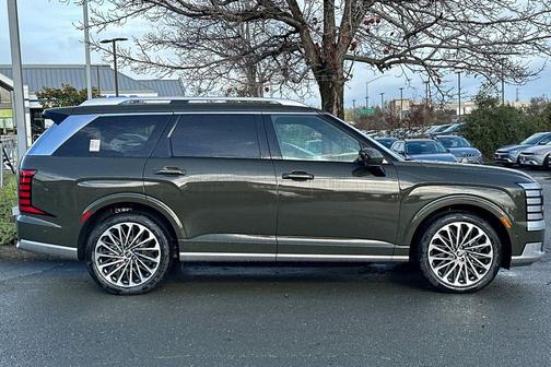 Titan Green 2026 Hyundai Palisade Hybrid Calligraphy