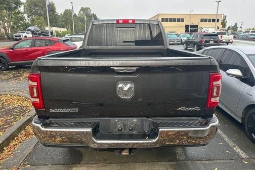 2020 RAM 2500 Laramie Crew Cab 4X4 6'4' Box