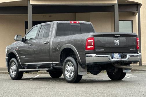 2020 RAM 2500 Laramie Crew Cab 4X4 6'4' Box
