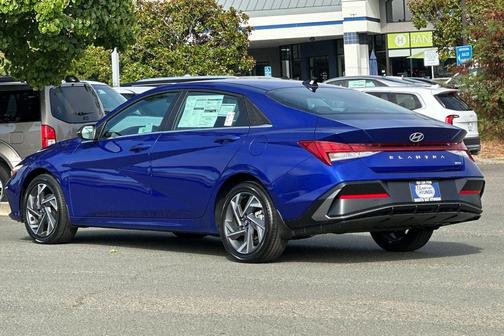 2025 Hyundai ELANTRA HEV Limited