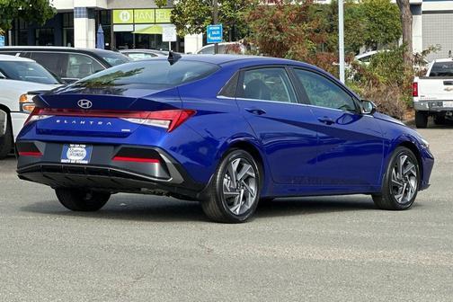 2025 Hyundai ELANTRA HEV Limited