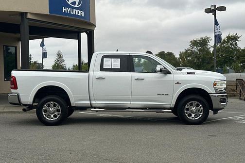 2020 RAM 2500 Laramie Crew Cab 4X4 6'4' Box