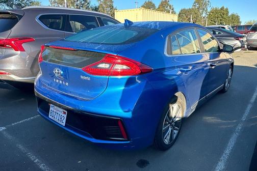 2017 Hyundai IONIQ Hybrid Limited