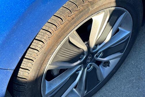 2017 Hyundai IONIQ Hybrid Limited