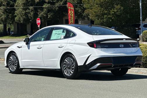 2025 Hyundai SONATA Hybrid Limited